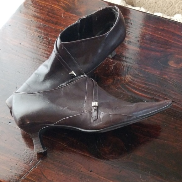 Boots - Picture 2 of 4